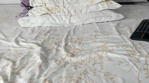 Snapshot of maybelline_666 chatting on September 16, 2025, 8:26 am Maybelline69 online show from September 16, 2025, 8:26 am