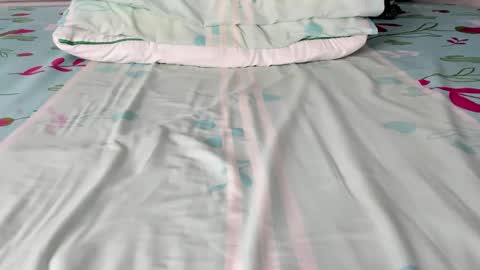 Snapshot of maybelline_666 chatting on November 7, 2025, 7:25 pm Maybelline69 online show from November 7, 2025, 7:25 pm