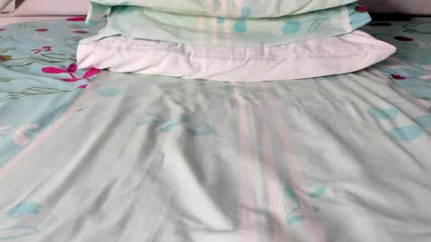 Snapshot of maybelline_666 chatting on November 23, 2025, 7:02 pm Maybelline69 online show from November 23, 2025, 7:02 pm