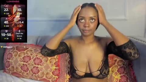 mayevanss online show from October 25, 2025, 4:53 am