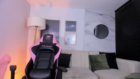 ALIS online show from December 14, 2024, 7:51 am