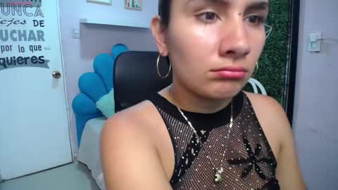 Snapshot of maylin_horny19 chatting on September 14, 2025, 3:05 am Maylin online show from September 14, 2025, 3:05 am