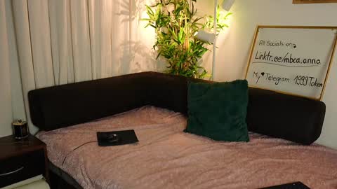 Snapshot of mbca chatting on January 22, 2025, 5:17 pm Anna IG mbca anna online show from January 22, 2025, 5:17 pm