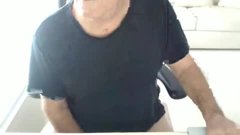 Snapshot of mbeastie chatting on February 12, 2025, 4:55 pm Beastie online show from February 12, 2025, 4:55 pm