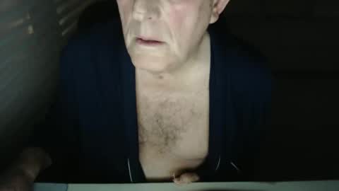 Snapshot of mbeastie chatting on November 1, 2025, 3:52 am Beastie online show from November 1, 2025, 3:52 am