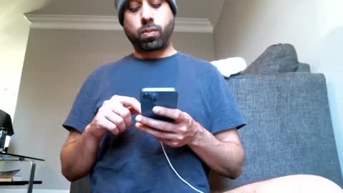 Snapshot of mcbuster11 chatting on March 1, 2025, 10:21 pm mcbuster11 online show from March 1, 2025, 10:21 pm