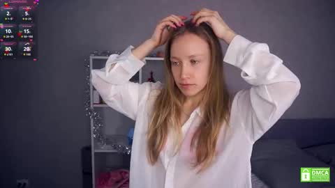 Mary  online show from December 16, 2025, 6:29 am