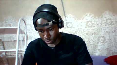 Snapshot of mclntz_bbc chatting on March 8, 2025, 7:27 am mclntz_bbc online show from March 8, 2025, 7:27 am