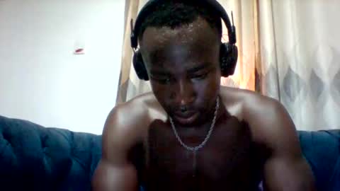 Snapshot of mclntz_bbc chatting on November 28, 2025, 10:40 am mclntz_bbc online show from November 28, 2025, 10:40 am