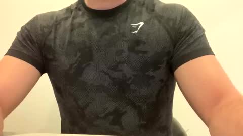 Snapshot of mcr8080 chatting on January 26, 2025, 12:33 pm mcr8080 online show from January 26, 2025, 12:33 pm