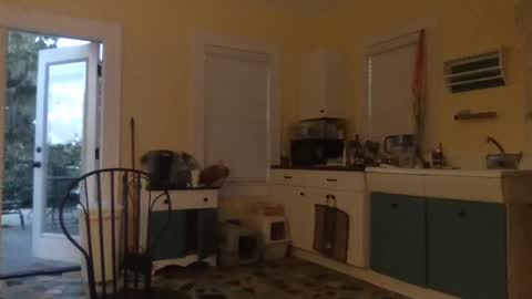 Snapshot of mdman32 chatting on February 28, 2025, 11:34 pm mdman32 online show from February 28, 2025, 11:34 pm