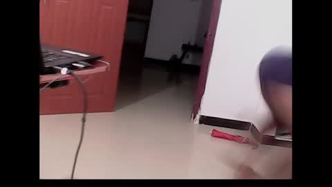 Snapshot of me_hai12 chatting on December 7, 2024, 12:30 am me_hai12 online show from December 7, 2024, 12:30 am