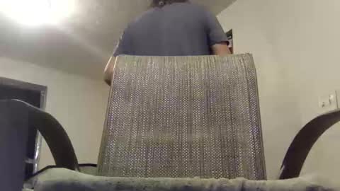 meaderd740870 online show from October 31, 2025, 2:12 am