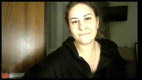 Snapshot of meadoweyes_ chatting on November 21, 2025, 9:30 am meadoweyes_ online show from November 21, 2025, 9:30 am