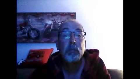 Snapshot of meathome3 chatting on September 14, 2025, 10:36 am me at home online show from September 14, 2025, 10:36 am