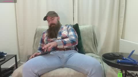 Snapshot of meaty_roll chatting on December 12, 2024, 3:32 am Meaty Roll online show from December 12, 2024, 3:32 am