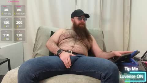 Snapshot of meaty_roll chatting on February 22, 2025, 8:20 pm Meaty Roll online show from February 22, 2025, 8:20 pm