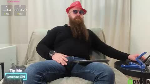 Snapshot of meaty_roll chatting on March 6, 2025, 5:11 pm Meaty Roll online show from March 6, 2025, 5:11 pm