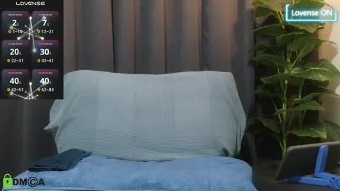 Snapshot of meaty_roll chatting on September 17, 2025, 7:10 am Meaty Roll online show from September 17, 2025, 7:10 am