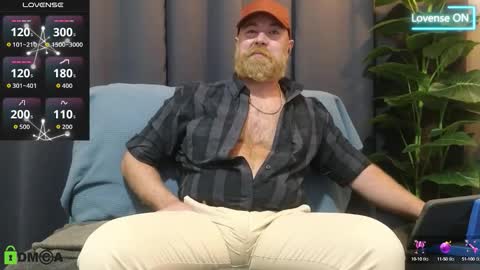 Snapshot of meaty_roll chatting on October 3, 2025, 3:14 am Meaty Roll online show from October 3, 2025, 3:14 am