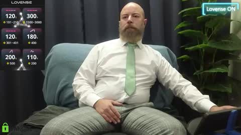 Snapshot of meaty_roll chatting on October 13, 2025, 3:17 am Meaty Roll online show from October 13, 2025, 3:17 am