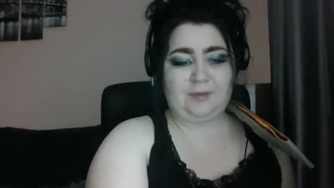 Snapshot of medjik_lool chatting on December 12, 2024, 11:07 am Oltereodora-lima online show from December 12, 2024, 11:07 am