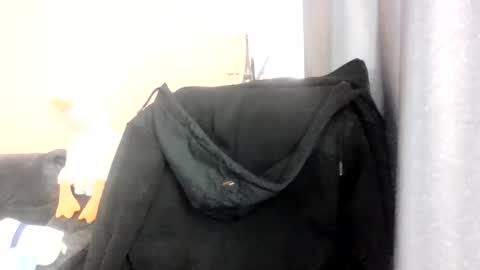 Snapshot of medjik_lool chatting on October 30, 2025, 6:59 am Oltereodora-lima online show from October 30, 2025, 6:59 am