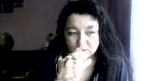 Snapshot of medjik_lool chatting on November 4, 2025, 7:40 am Oltereodora-lima online show from November 4, 2025, 7:40 am