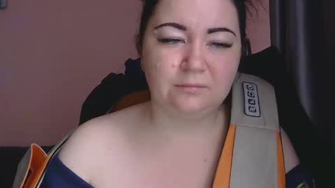 Snapshot of medjik_lool chatting on December 2, 2025, 7:25 am Oltereodora-lima online show from December 2, 2025, 7:25 am