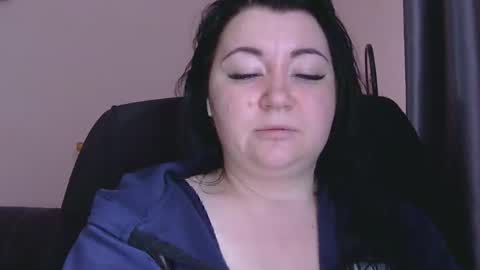 Snapshot of medjik_lool chatting on December 4, 2025, 7:06 am Oltereodora-lima online show from December 4, 2025, 7:06 am