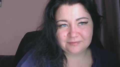 Snapshot of medjik_lool chatting on December 5, 2025, 7:39 am Oltereodora-lima online show from December 5, 2025, 7:39 am