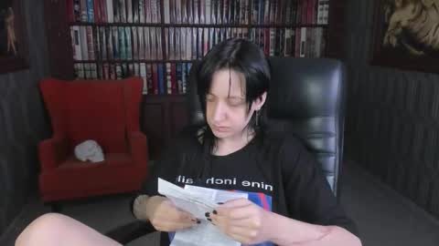 Snapshot of medusagorgona_ chatting on September 13, 2025, 6:02 am Medusa online show from September 13, 2025, 6:02 am