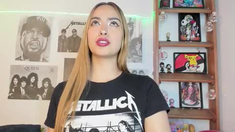 Emily online show from November 19, 2025, 11:16 pm