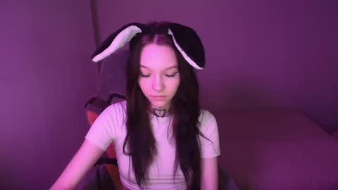 Snapshot of mefwhore chatting on February 9, 2025, 8:02 pm mefwhOre online show from February 9, 2025, 8:02 pm