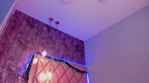 M E G A N online show from December 28, 2024, 7:01 pm