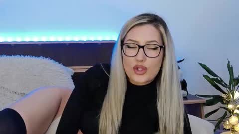 Megan Blazee  online show from February 26, 2025, 11:15 pm