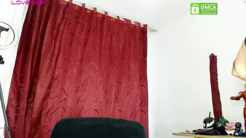 Snapshot of megan_cat chatting on November 5, 2025, 10:32 pm megan_cat online show from November 5, 2025, 10:32 pm