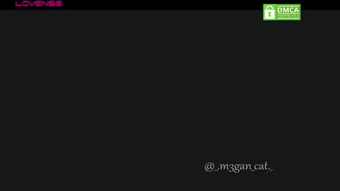 Snapshot of megan_cat chatting on November 14, 2025, 11:31 am megan_cat online show from November 14, 2025, 11:31 am