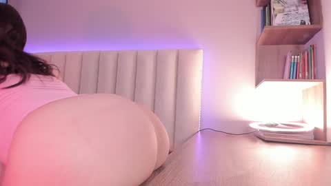 Snapshot of megan_moore__ chatting on January 17, 2025, 4:04 pm online show from January 17, 2025, 4:04 pm