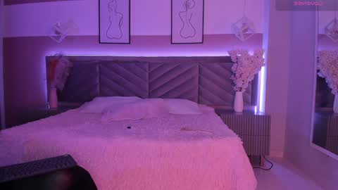 Snapshot of megan_moore__ chatting on January 27, 2025, 7:03 pm online show from January 27, 2025, 7:03 pm