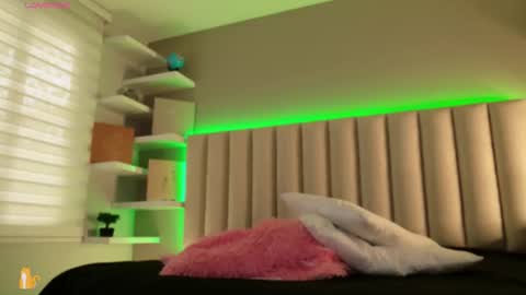 Snapshot of megan_moore__ chatting on September 16, 2025, 12:06 pm online show from September 16, 2025, 12:06 pm