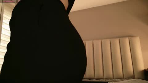 Snapshot of megan_moore__ chatting on October 1, 2025, 12:11 pm online show from October 1, 2025, 12:11 pm