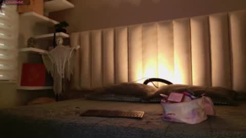 Snapshot of megan_moore__ chatting on October 18, 2025, 12:06 pm online show from October 18, 2025, 12:06 pm