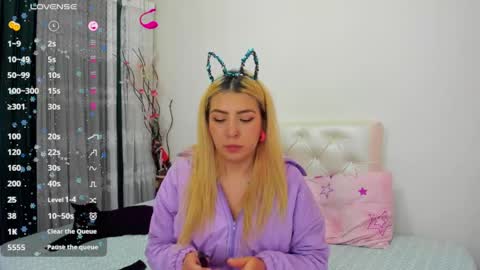 Megan rose online show from December 7, 2024, 2:53 am