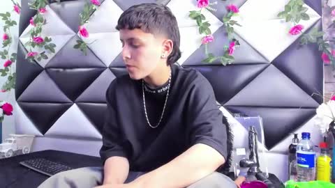 Snapshot of megan_thompsonn_ chatting on November 13, 2025, 2:32 am megan_thompsonn_ online show from November 13, 2025, 2:32 am