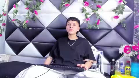 Snapshot of megan_thompsonn_ chatting on December 4, 2025, 2:21 am megan_thompsonn_ online show from December 4, 2025, 2:21 am