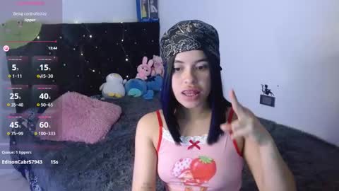 Carolina online show from November 26, 2025, 2:34 am