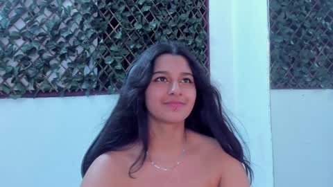 Snapshot of megan_whitte_01 chatting on January 14, 2025, 10:17 am megan white 01  online show from January 14, 2025, 10:17 am