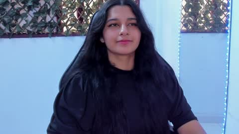Snapshot of megan_whitte_01 chatting on January 15, 2025, 5:15 pm megan white 01  online show from January 15, 2025, 5:15 pm
