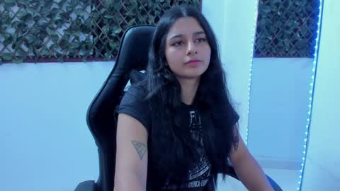 Snapshot of megan_whitte_01 chatting on January 30, 2025, 7:39 am megan white 01  online show from January 30, 2025, 7:39 am